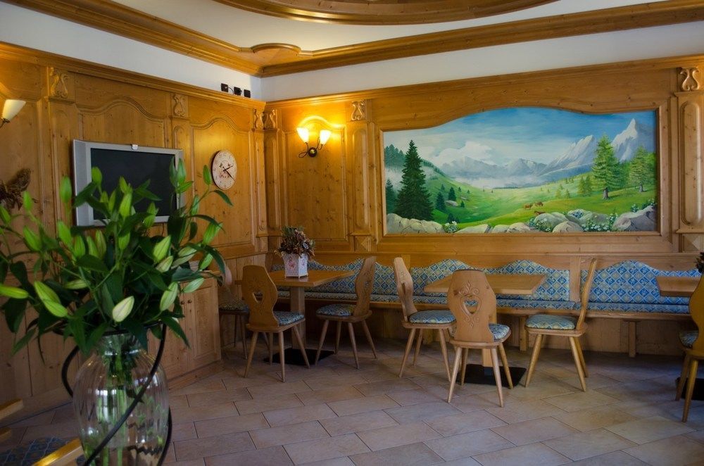 Hotel Stelvio Varese Exterior foto